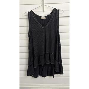 Altar'd State ribbed tank top with a ruffled hem size Large